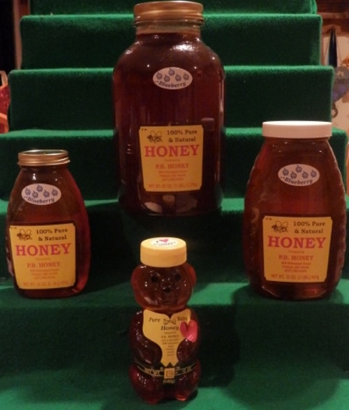 a picture of all the kinds of blueberry honey we have